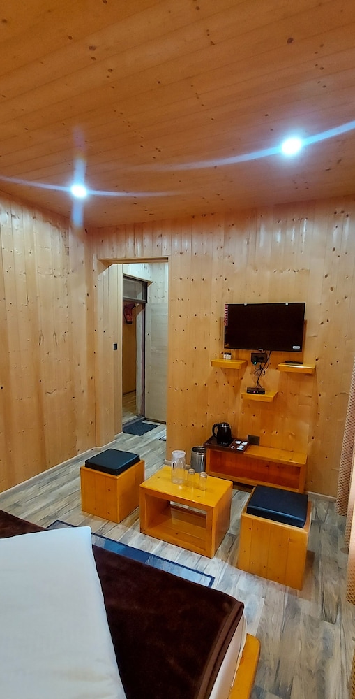 Premium Double Room photo 3