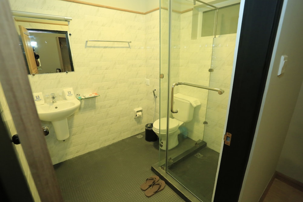 Comfort Double Room, 1 Double Bed, Pool View, Poolside photo 3