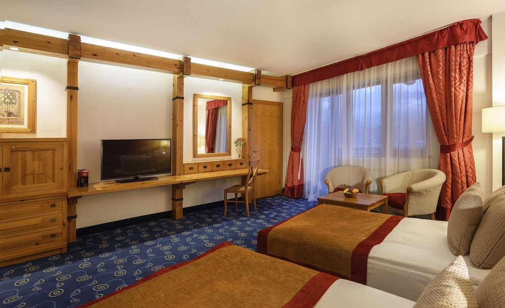 Standard Room, 2 Twin Beds, City View - Photo 3