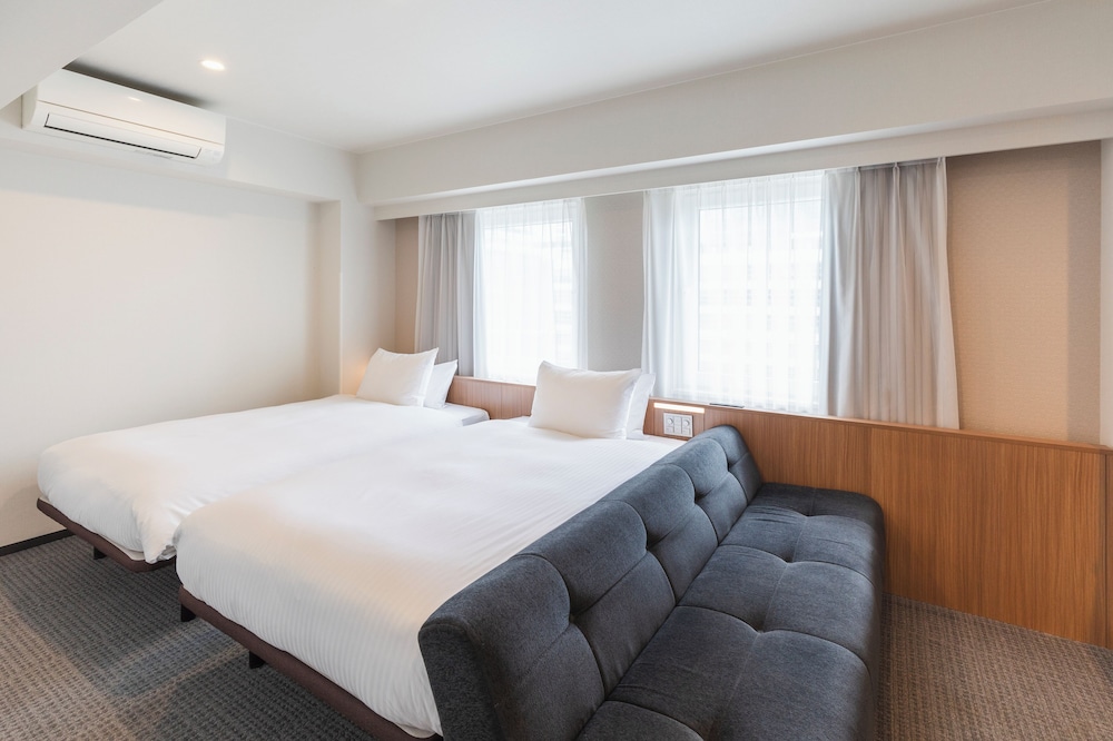 Deluxe Twin Room, Non Smoking - Photo 1