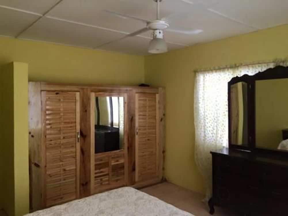Standard Room, 1 Queen Bed, Mountain View, Mountainside (Apt.1) photo 2