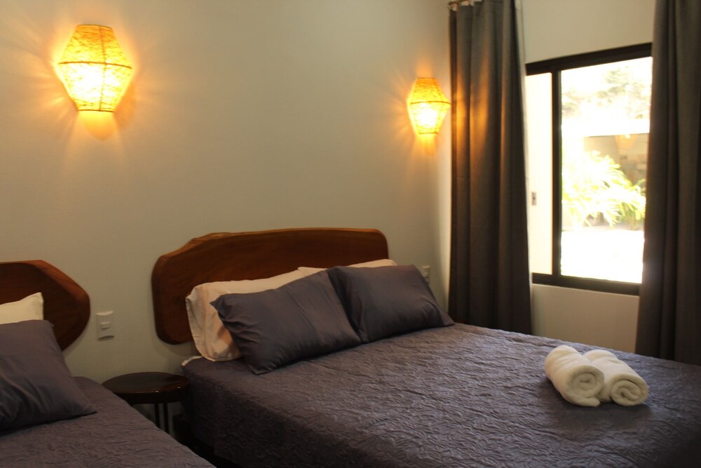 Comfort Triple Room, Pool View