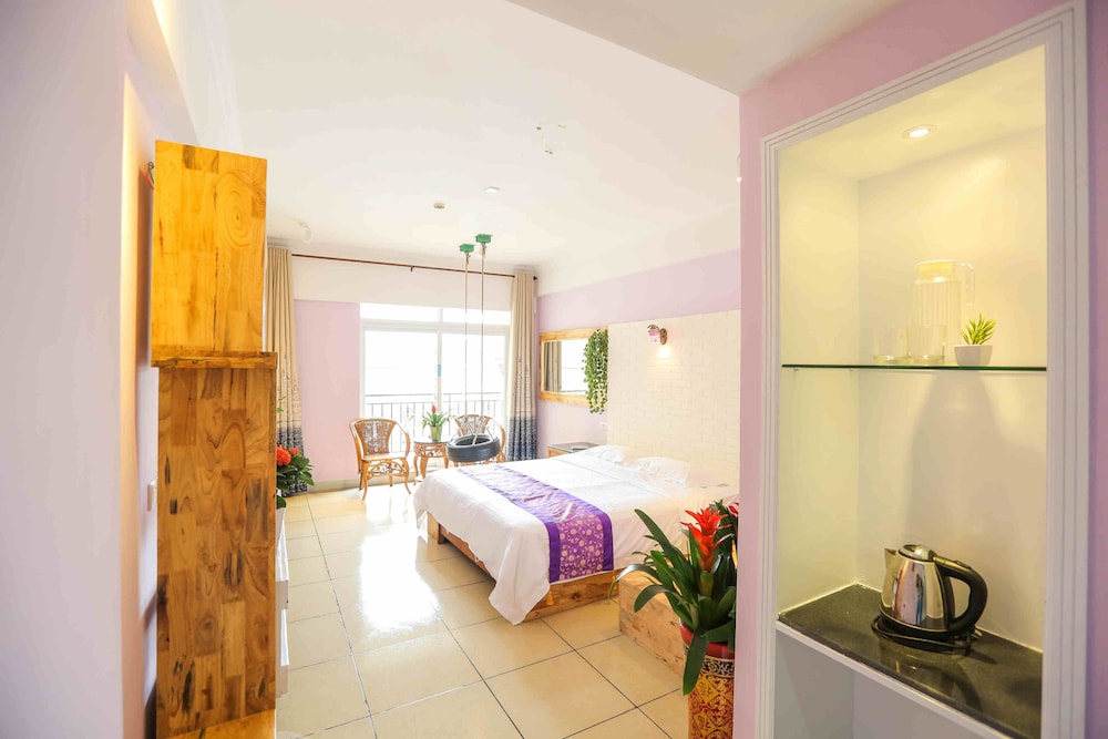 Double Room, Mountain View