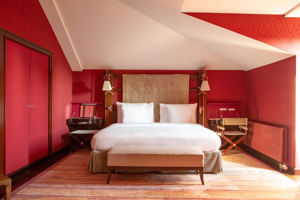 Deluxe Suite, 1 King Bed (Papyrus) - Photo 2