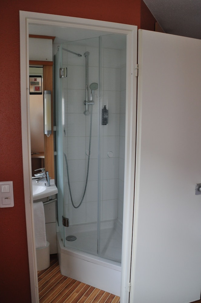 Standard Double Room, 1 Double Bed - Photo 4