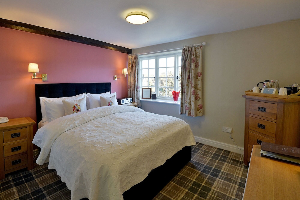 Classic Double Room, Ensuite photo 2