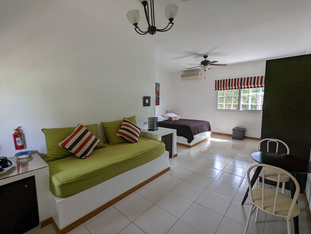Deluxe Triple Room photo 1