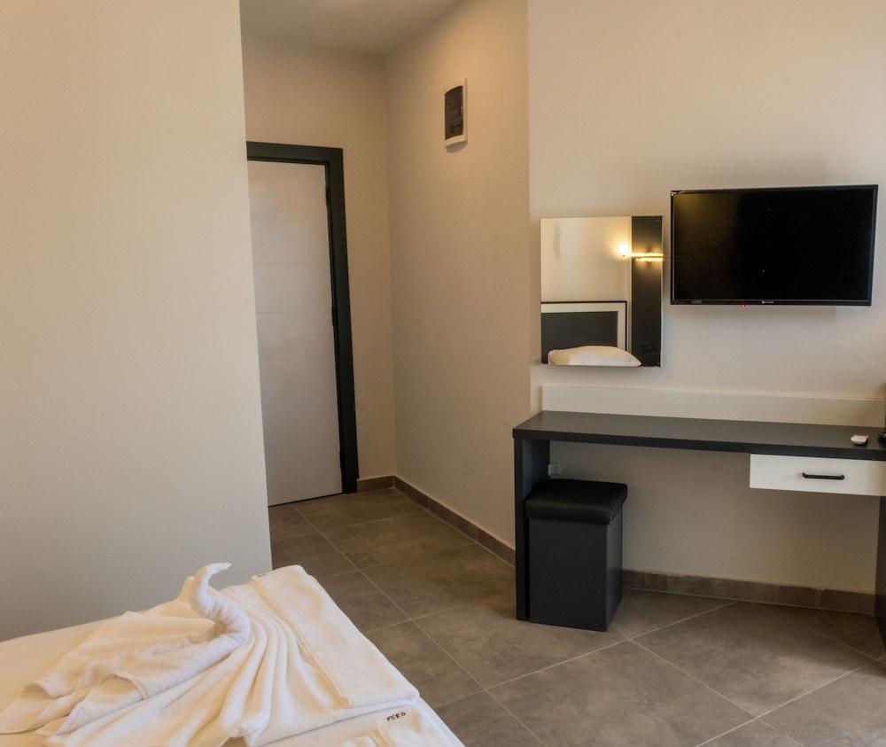 Standard Room - Photo 8