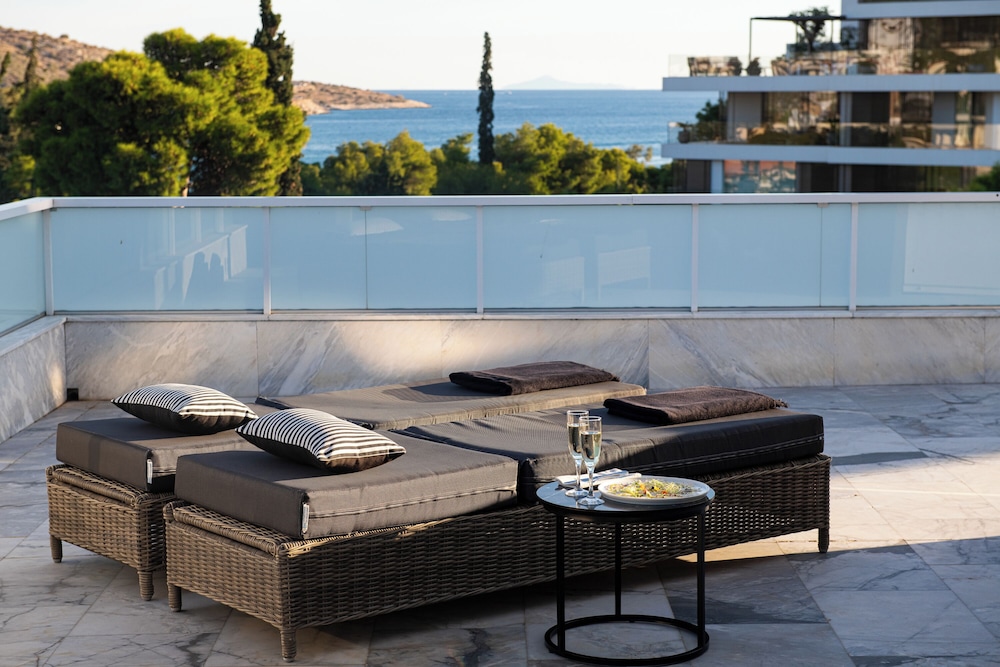 Executive Suite, Jetted Tub, Sea View