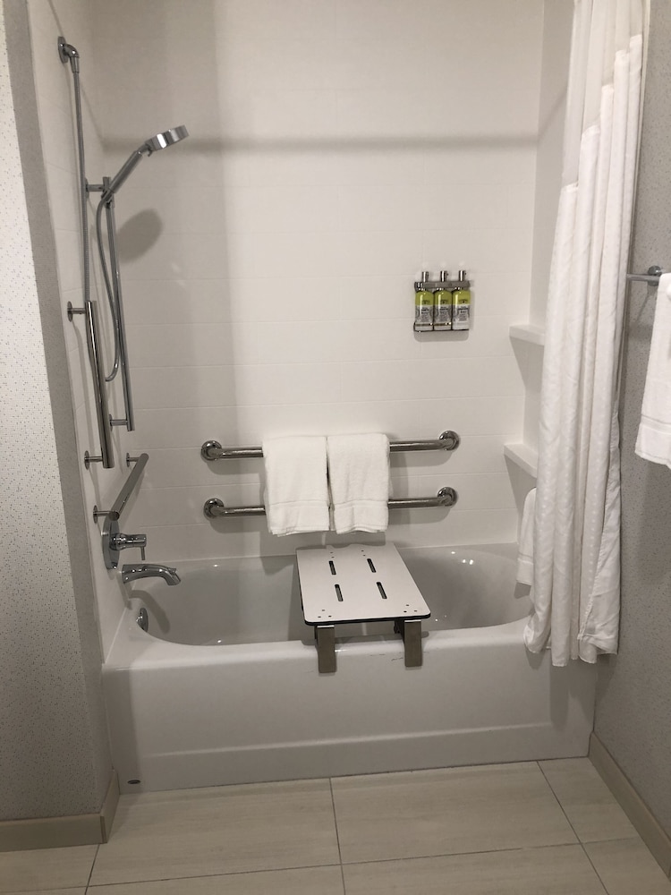 Suite, Multiple Beds, Accessible (Communications) - Photo 6