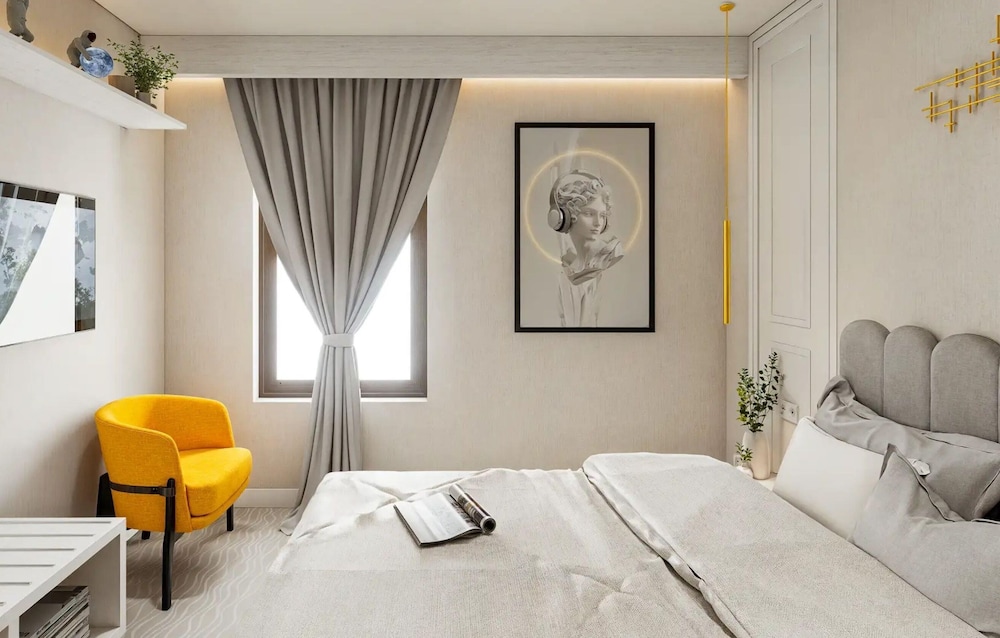 Comfort Room, 1 Queen Bed, Non Smoking (Shower Only)