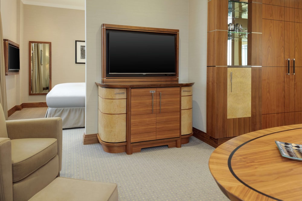 GWR Tower Plus Room, 1 King Bed