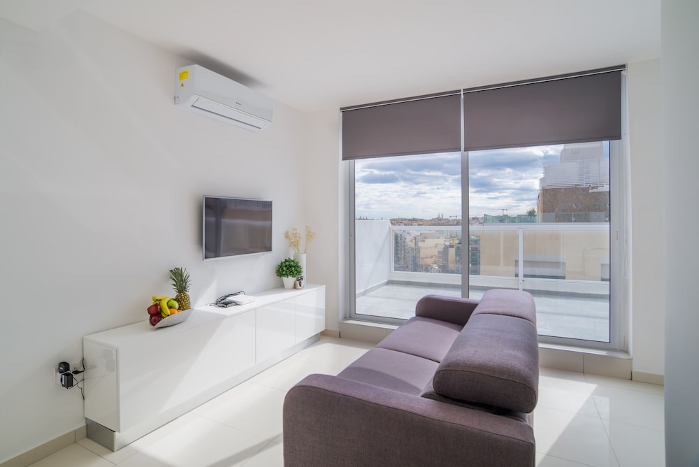 City Apartment (4051. Penthouse)