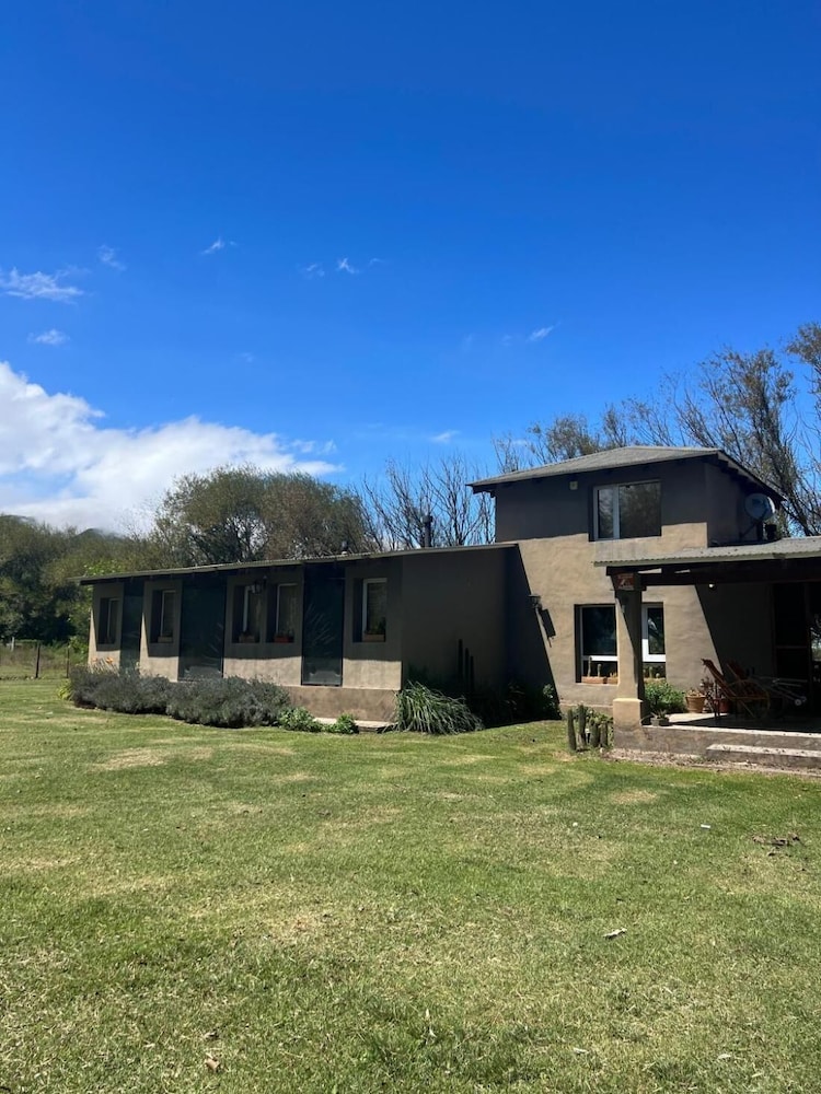 House, 4 Bedrooms, Accessible, Smoking photo 2