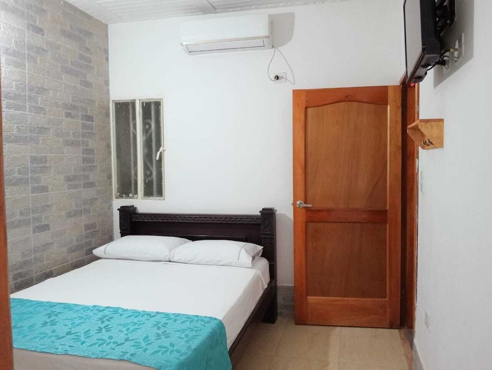 Basic Double Room photo 3