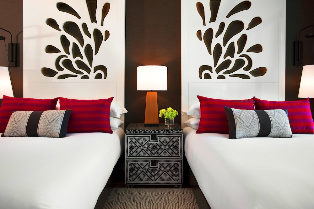 Premium Room, 2 Queen Beds, Oceanfront photo 2