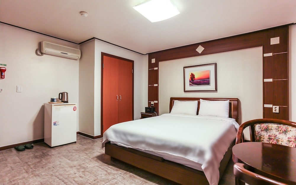 Room (Standard Double (Ocean View))