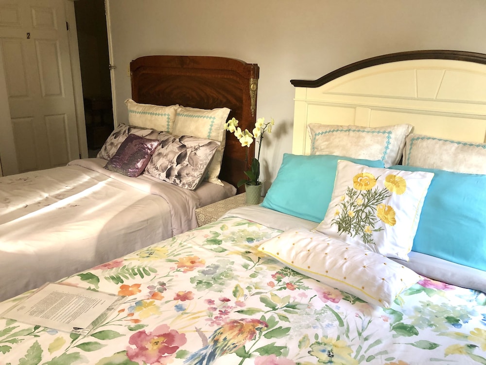 Triple Room, Multiple Beds, Non Smoking, Garden View, Private bathroom photo 1