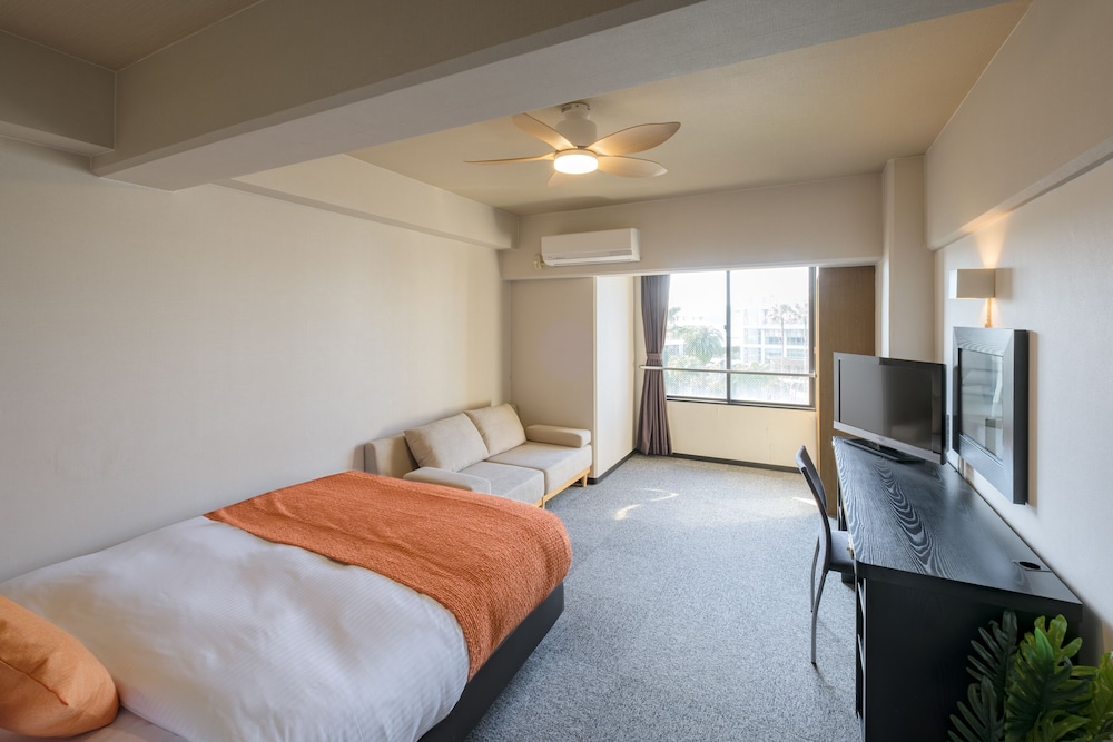 Standard Room (1 Double Bed) - Non-Smoking - Cleaning Fee Extra - Photo 3