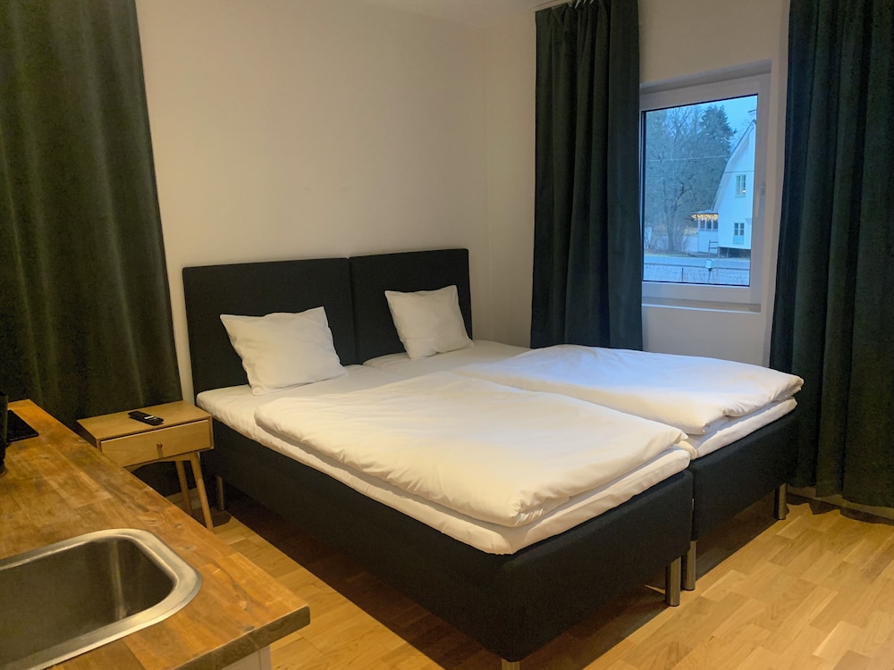 Economy Double or Twin Room