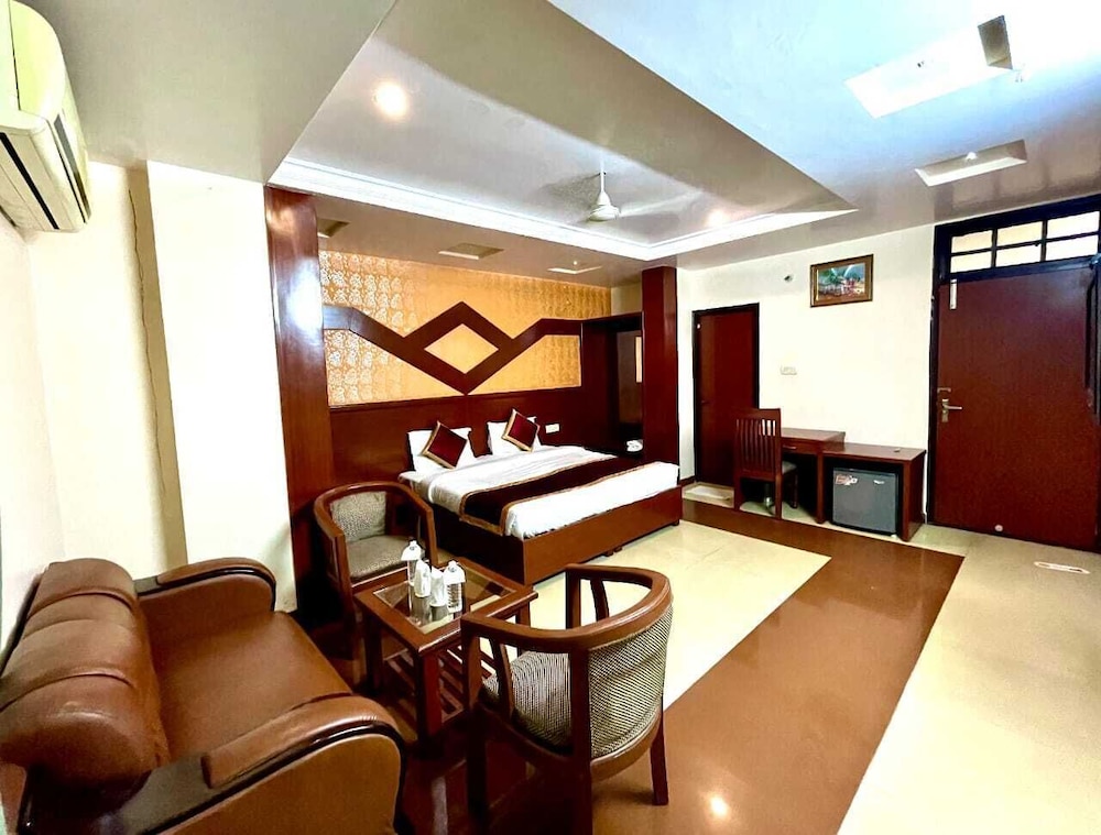 Family Suite, City View