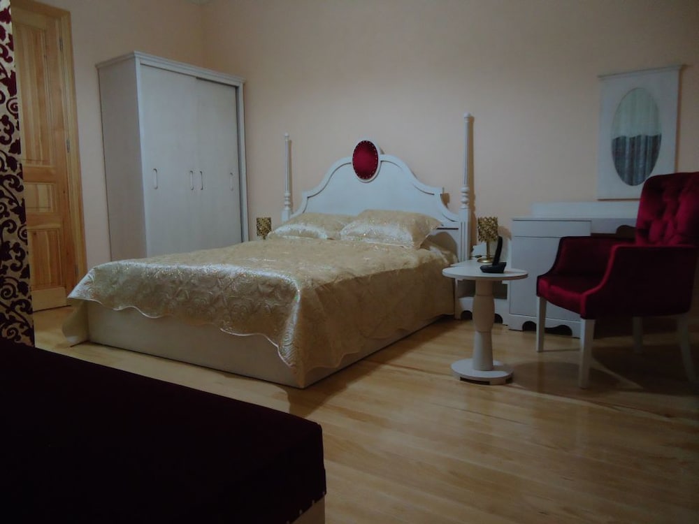 Standard Double Room photo 3