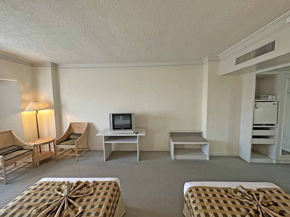 Standard Twin Room - Photo 5