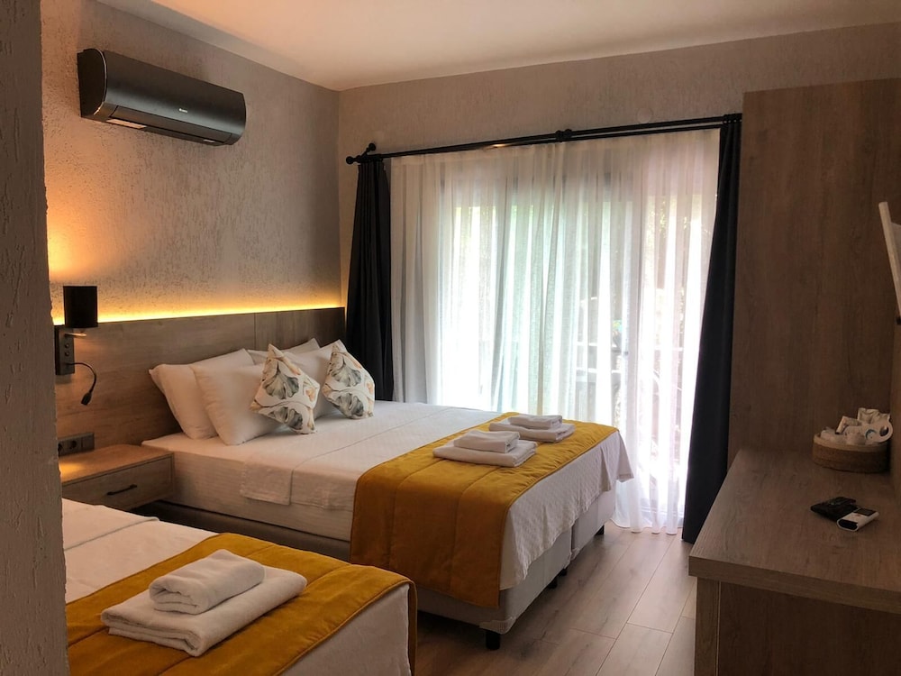 Standard Triple Room, Multiple Beds, Garden View