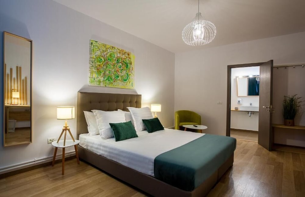 Deluxe Double Room photo 2