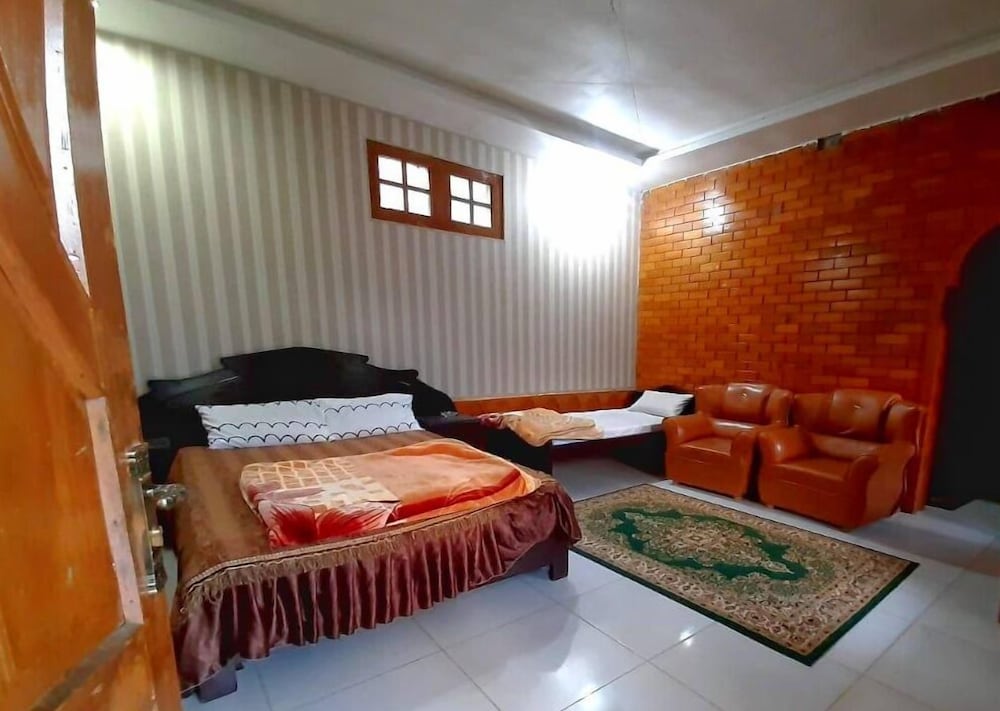 Standard Triple Room photo 3