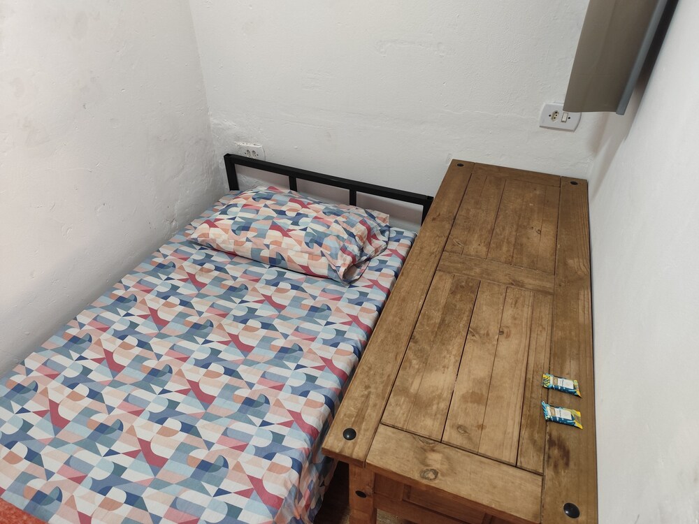 Economy Room photo 1
