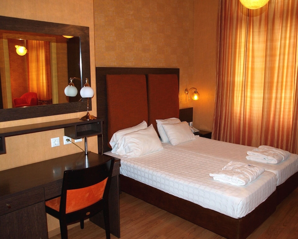 Standard Room - Photo 9