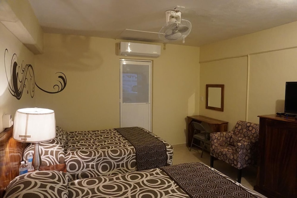 Standard Double Room photo 2