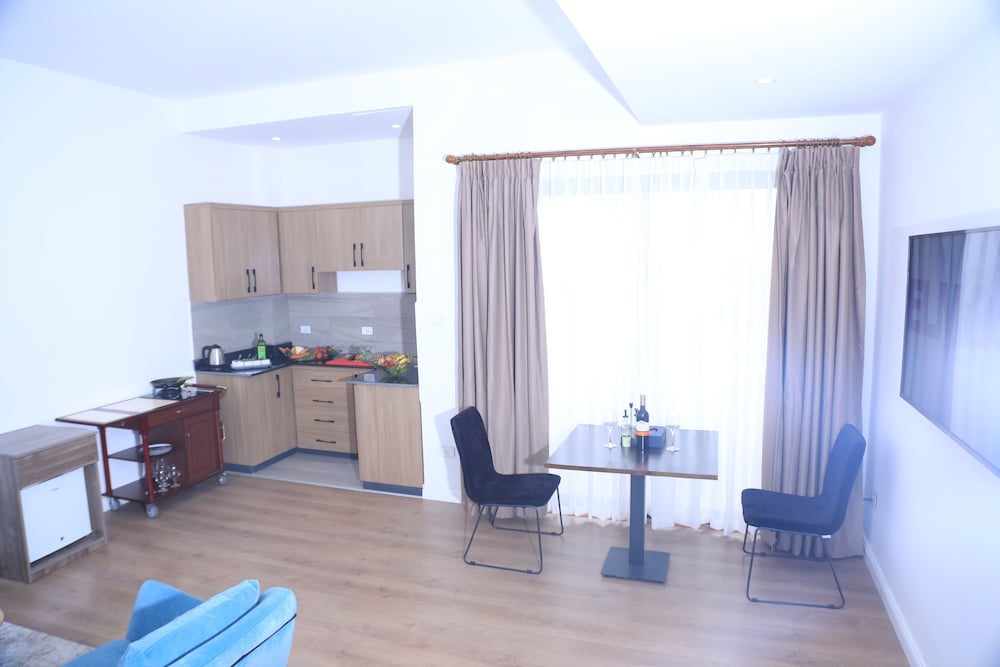 Executive Suite photo 1
