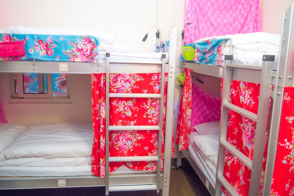 Shared Dormitory, Women only photo 1