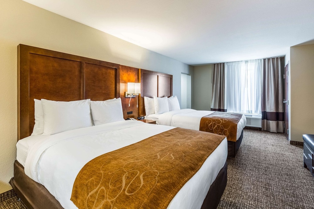 Suite, Multiple Beds, Accessible, Non Smoking
