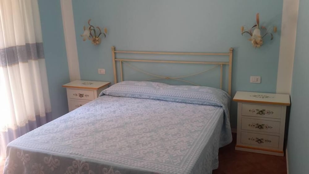 Deluxe Double Room, 1 Queen Bed, Non Smoking