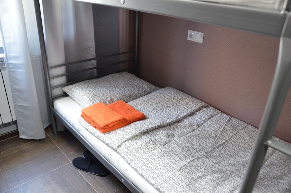Shared Dormitory, Women only (Bed in 6-Beds Female Dormitory) photo 3