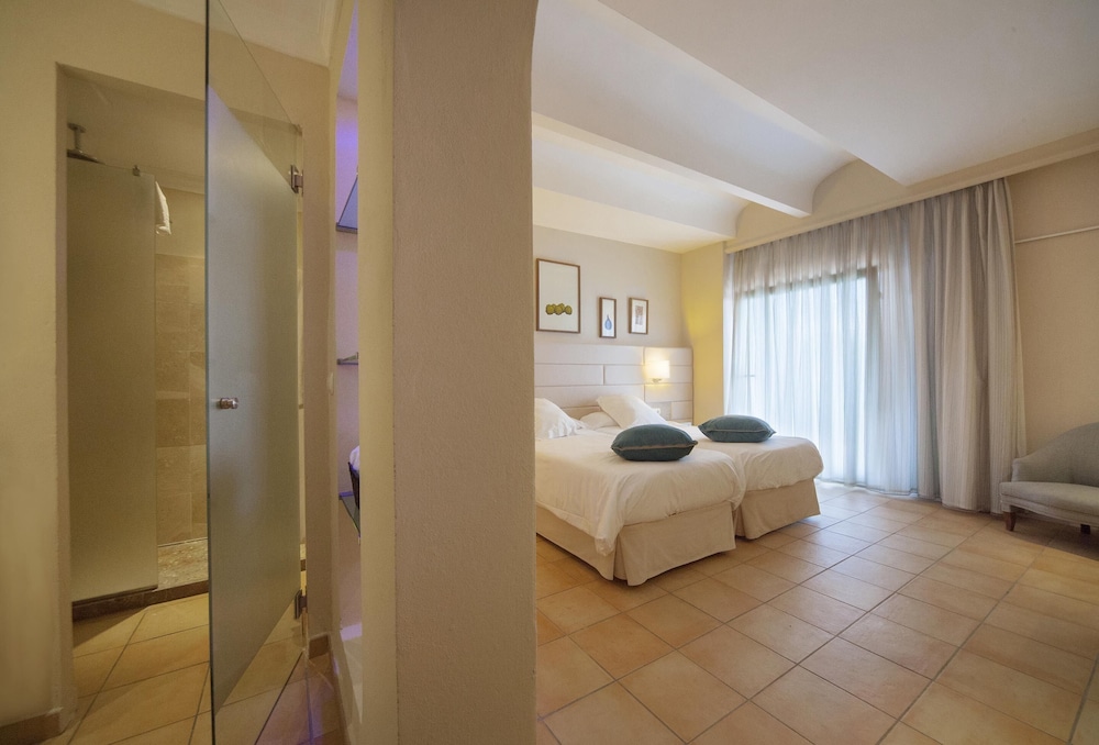 Triple Room, Balcony, Sea View photo 2