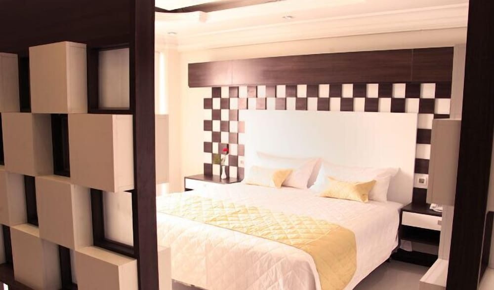 Premium Studio Suite (Master) photo 1