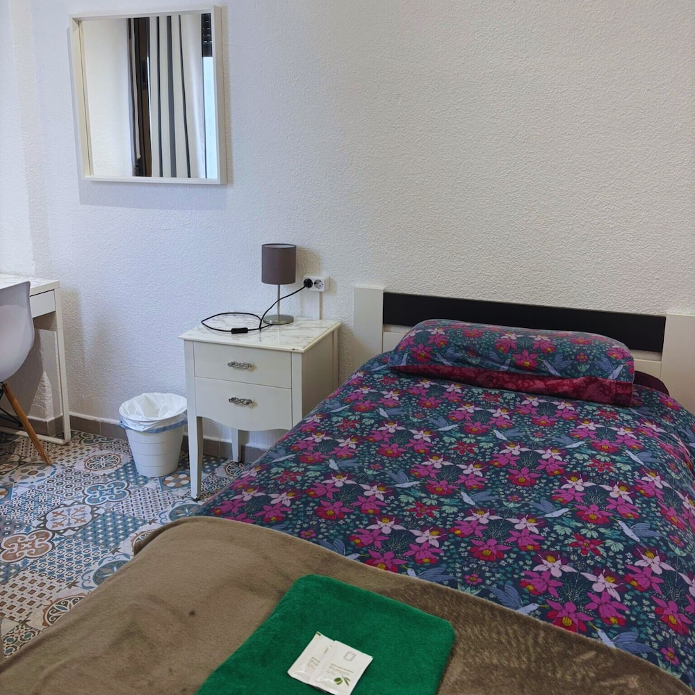 Economy Room, 1 Twin Bed