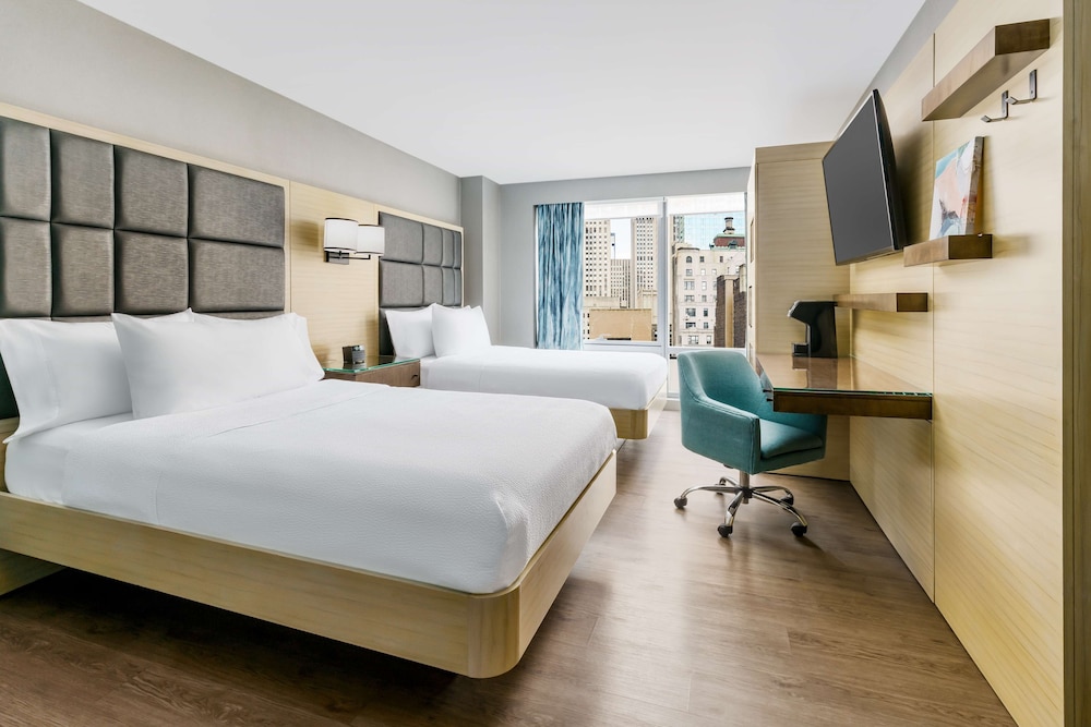 Standard Room, 2 Double Beds (Hearing)