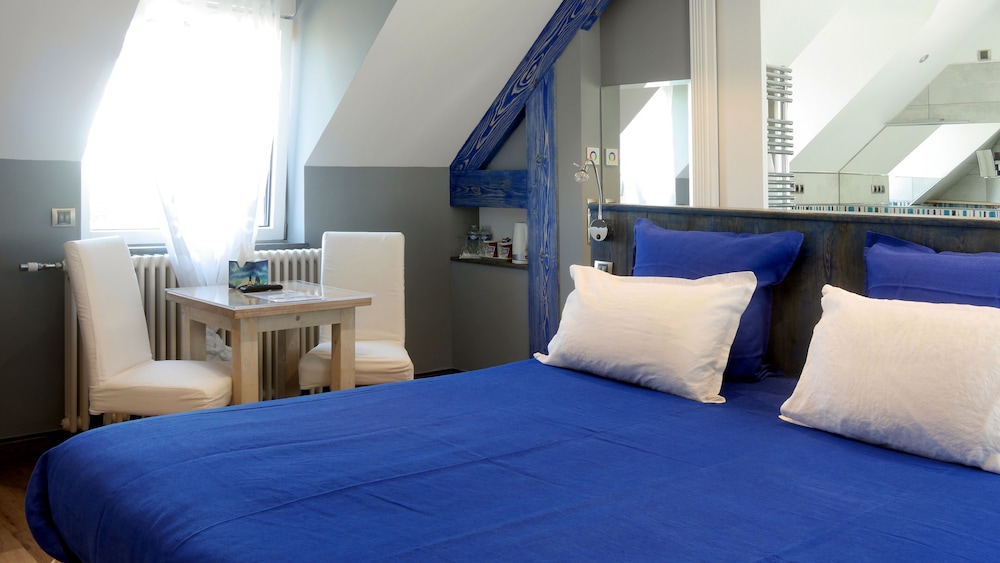 House, Accessible, Ensuite (Le Petit Clos fleuri)