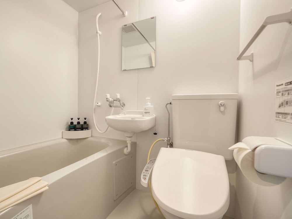 Standard Twin Room - Photo 2