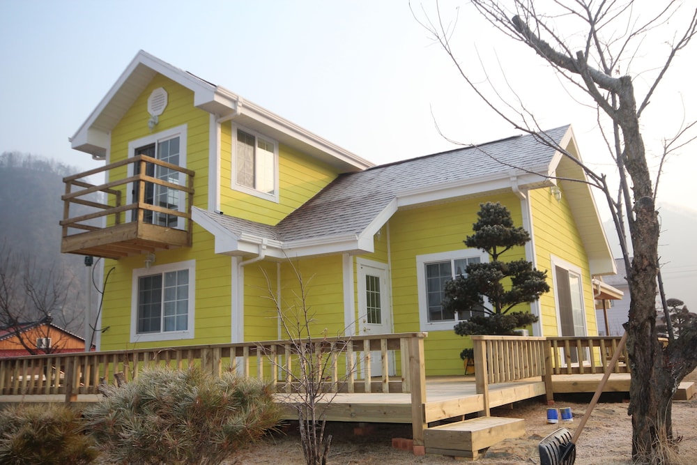 Basic House, 2 Bedrooms photo 2