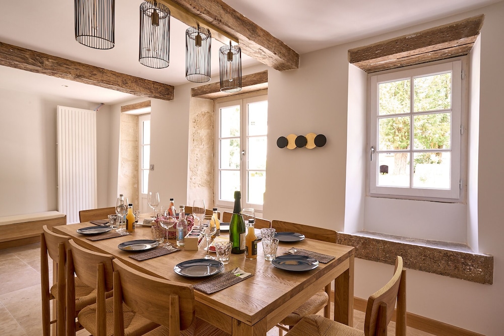 Standard Suite - Photo 2