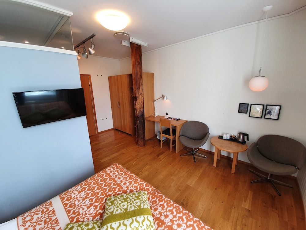 Double Room (in the Historic Wool Factory) - Photo 3