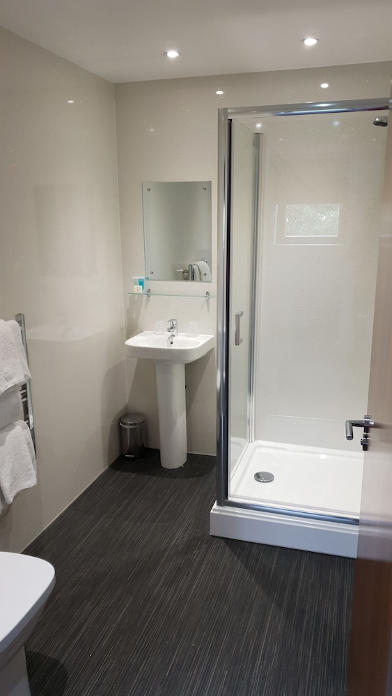Double Room - Photo 7