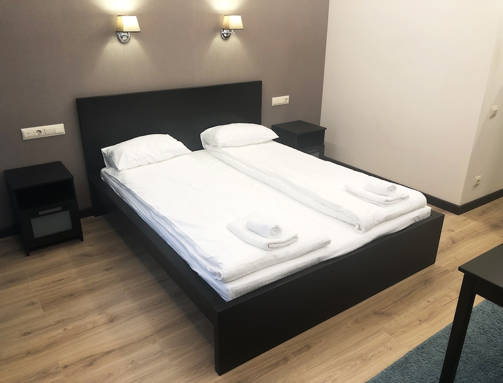 Standard Double Room, 1 King Bed photo 1