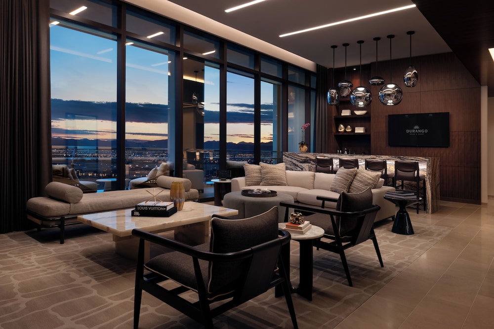 Veranda King Suite